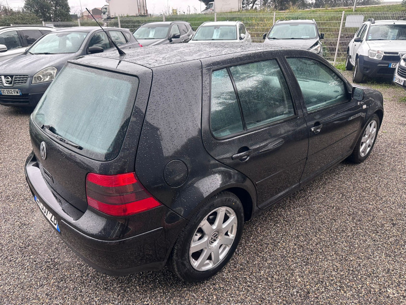 GOLF IV