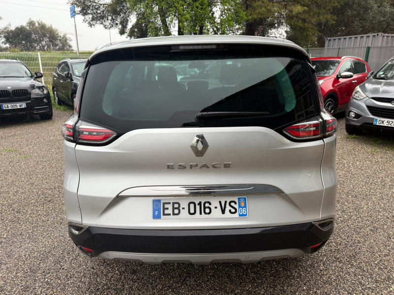 ESPACE V