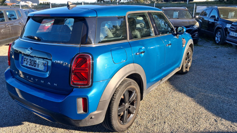 COUNTRYMAN