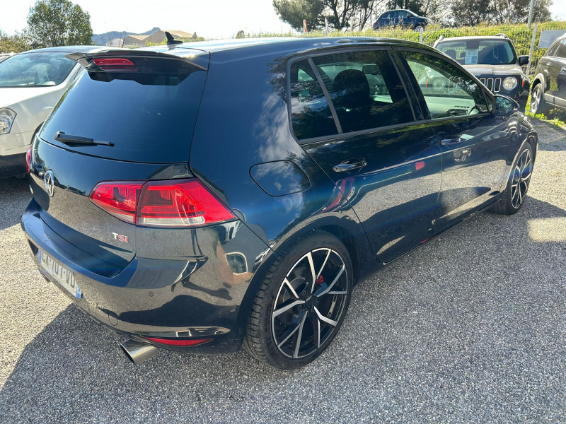 GOLF VII