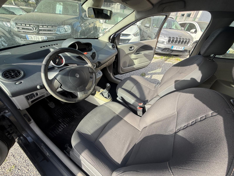 TWINGO II
