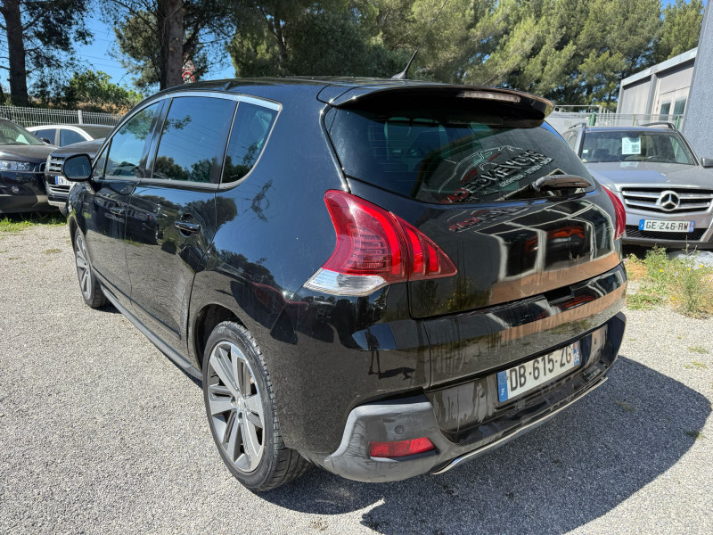 3008 HYBRID4
