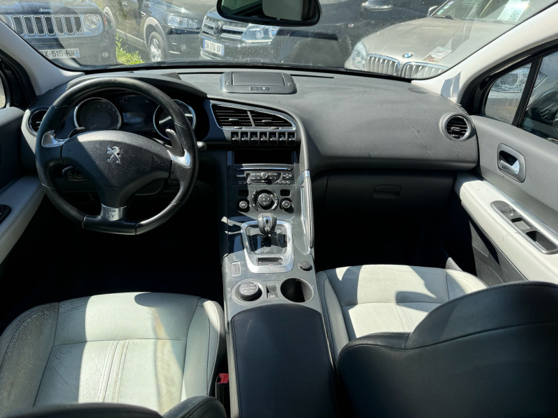 3008 HYBRID4