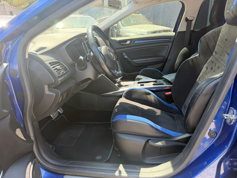 MEGANE IV ESTATE