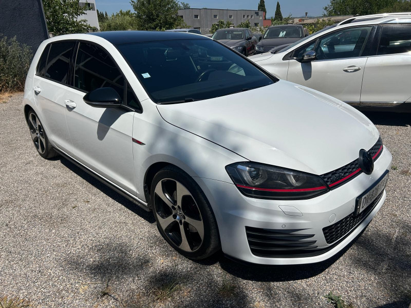 GOLF VII