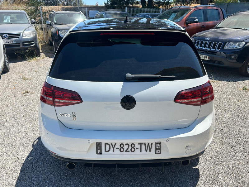 GOLF VII