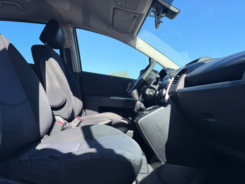 MAZDA 5
