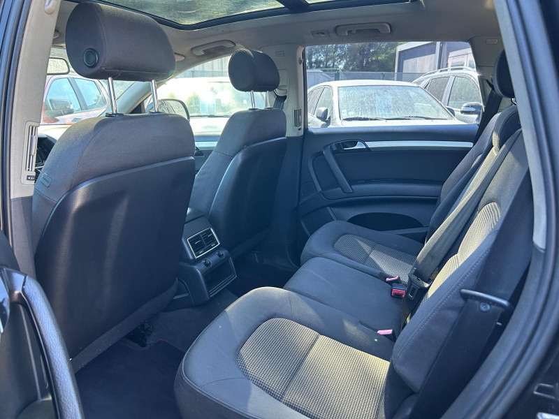 Q7