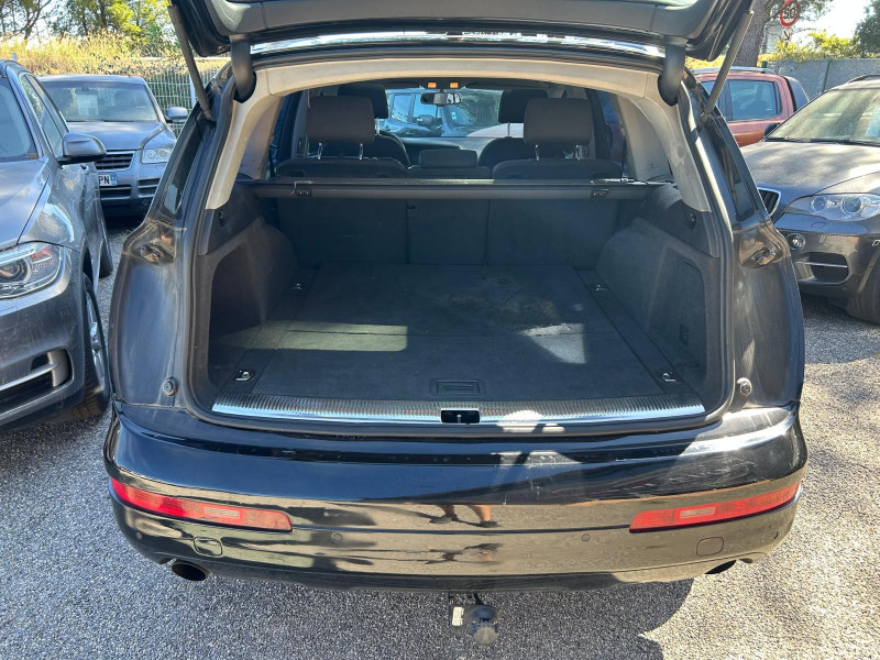 Q7