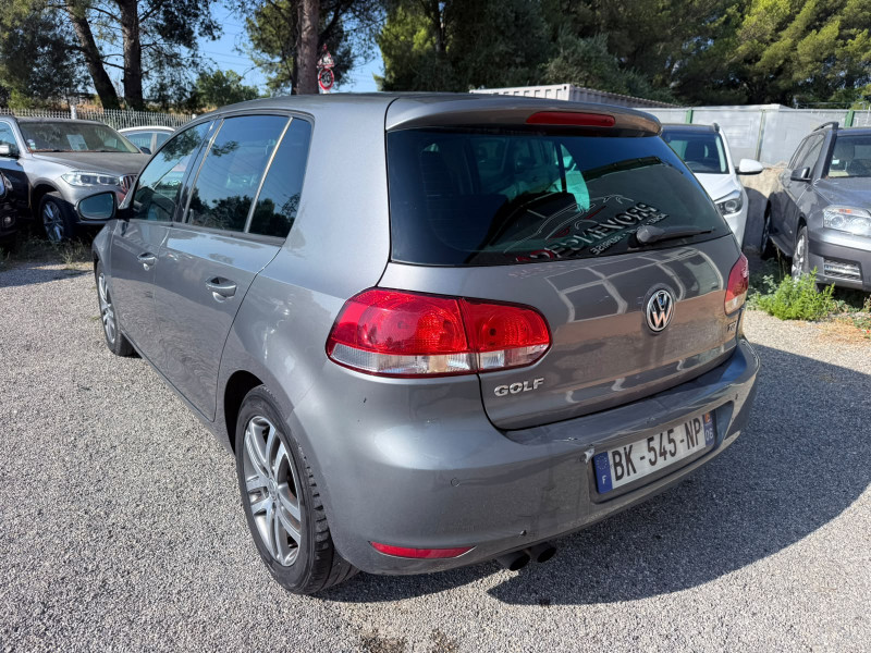 GOLF VI