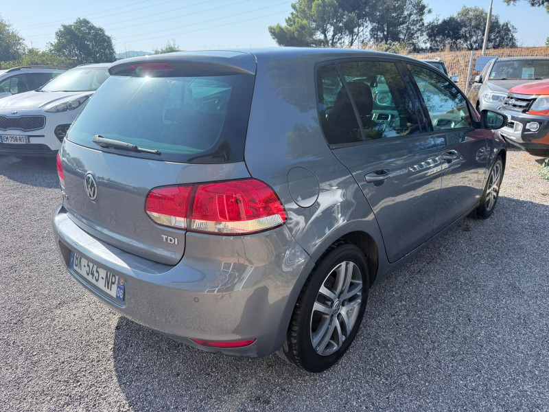 GOLF VI