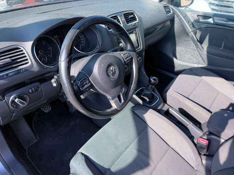 GOLF VI