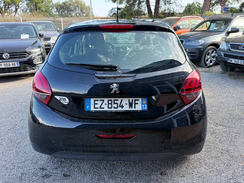 208