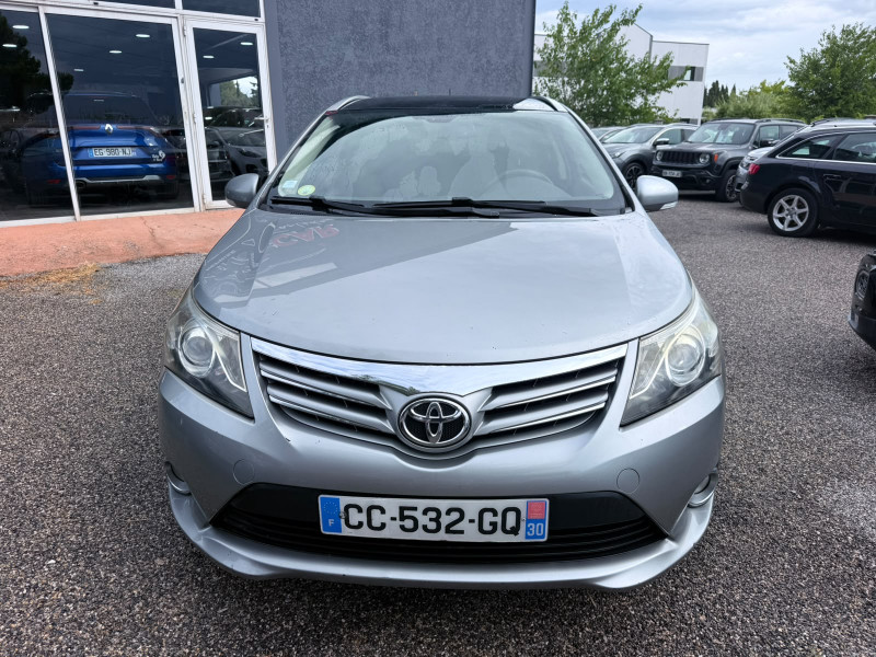 AVENSIS SW