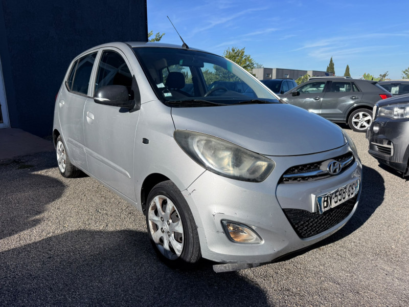 I10