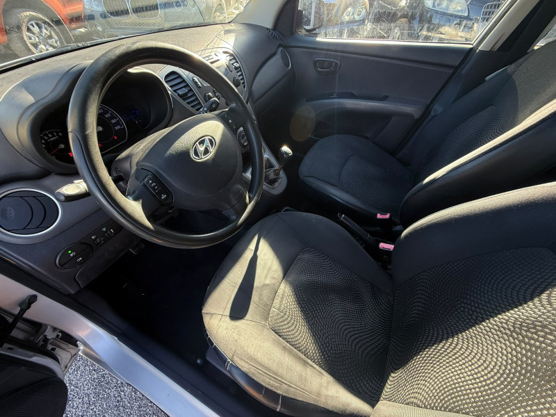 I10